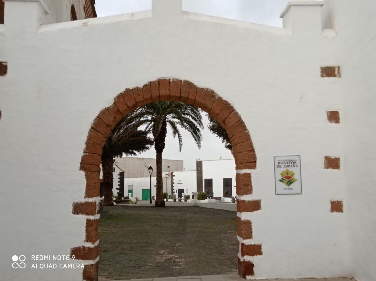 Precioso Apartamento Con Terraza En Teguise Teguise  Exterior foto